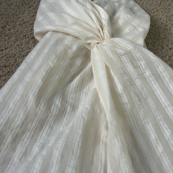 White and creamy Striped knot front long tunic tank cami never worn - Picture 4 of 6
